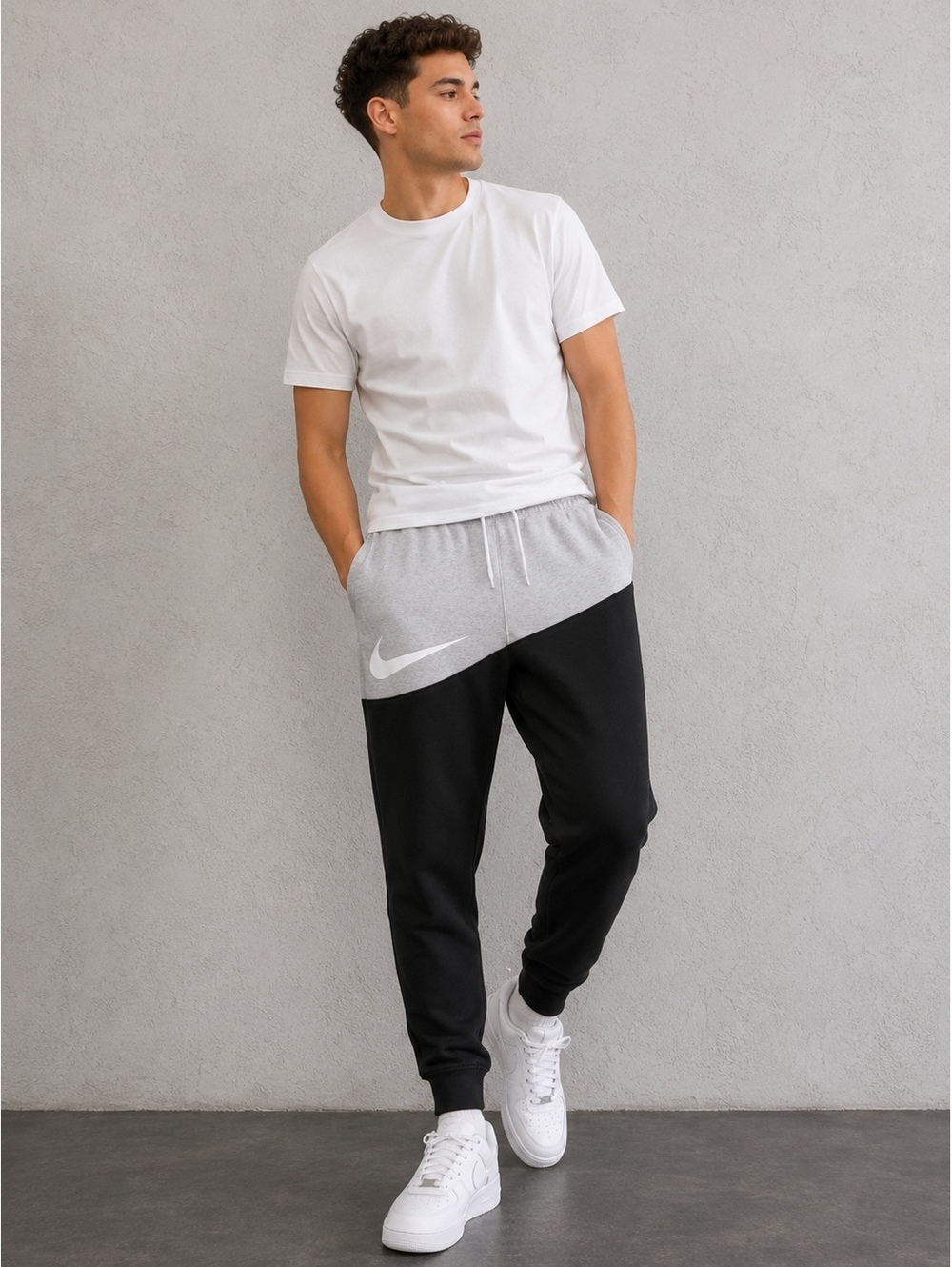 Nike Men’s Medium Colorblock Swoosh Fleece Jogger Sweatpants Gray Black